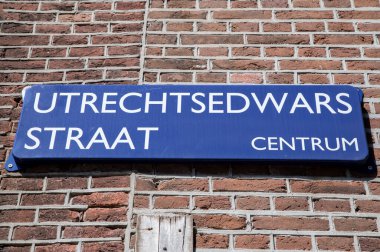 Amsterdam 'da Sokak İşareti Utrechtsedwarsstraat Hollanda 21-4-2022