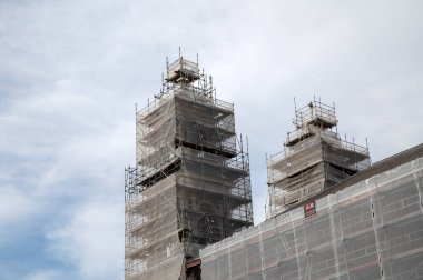 Mozes ve Aronkerk Kilisesi Amsterdam 'daki iskelelerde Hollanda 14-4-2022 