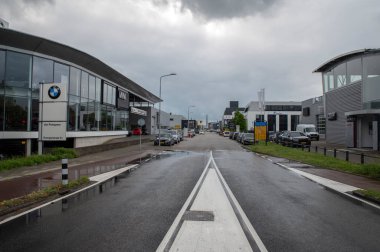 Naarden 'deki Energiestraat Caddesi' ne bakın. Hollanda 24-5-2022.