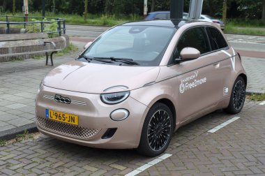 Fiat 500 Sharenow Free2move Car Amsterdam 17-5-2024 Hollanda