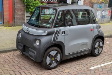 Amsterdam 'daki Opel Rocks-E Mini Car Hollanda 26-3-2024