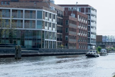 Diemen 14-5-2023 'teki Tekneler Punt Sniep Kiralık Evlerinde