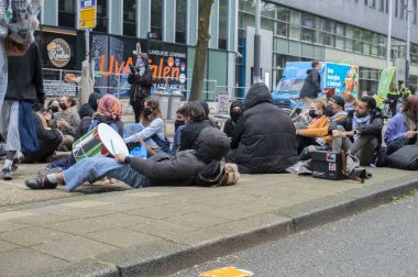 Hollanda 13-6-2024 Amsterdam 'da Özgür Filistin Protestocuları Yolu