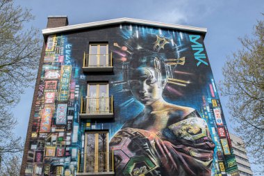 Amsterdam 'da Bir Duvardaki Sanat Eserleri Hollanda 12-4-2024