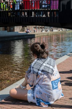 UVA Üniversitesi Amsterdam 'daki Öğrenci Gösterisinde Özgür Filistinli 13-5-2024