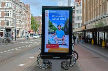 Billboard Gemeente Amsterdam Çevre Projesi Amsterdam Hollanda 17-6-2024