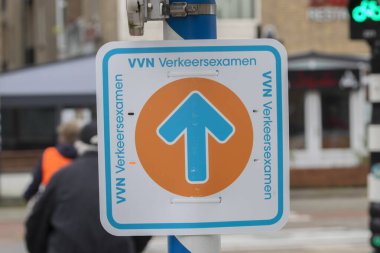 Amsterdam 'daki Okul Çocukları İçin Bisiklet Trafik Sınavı için İmza 6-4-2023