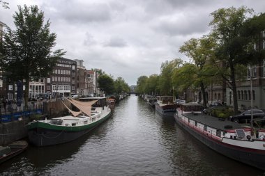 Amsterdam 'daki Leliesluis Köprüsü' nden Hollanda 2-9-2021