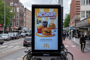 Billboard McSmart McDonalds Amsterdam 'da Hollanda 30-5-2023