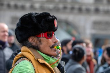 Uluslararası Irkçılık ve Ayrımcılığa Karşı Protesto Günü 'nde Amsterdam' da 21 Mart 'ta 23-3-2024