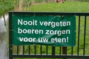 Genel İşaret: Çiftçiler Abcoude 'da Yemeğinizi Üretmektedir. Hollanda 8-4-2024