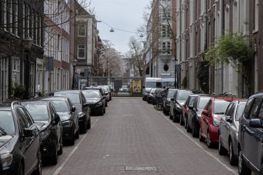 Huidekoperstraat Caddesi Amsterdam Hollanda 26-3-2024