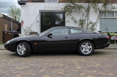 Jaguar XK8 Aracı Abcoude 'da Hollanda 8-4-2024