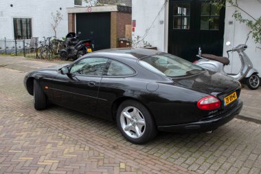 Jaguar XK8 Aracı Abcoude 'da Hollanda 8-4-2024
