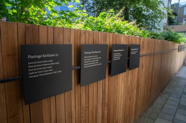 Amsterdam 'daki Hollandsche Schouwburg Binası' nın İçindeki Kerklaan Anıt İşareti 18-5-2024