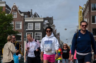 Amsterdam 'daki Gaypride' deki İnsanlar 5-8-2023