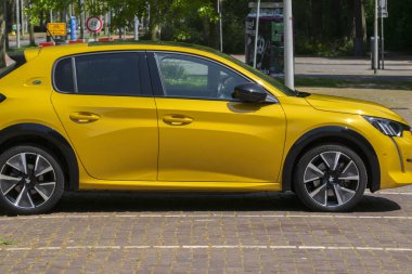 Peugot 208 Araç Amsterdam 'da Hollanda 26-5-2023