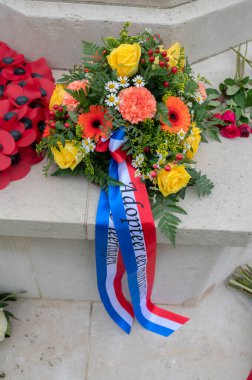 Nieuwe Ooster Mezarlığı 'ndaki 2. Dünya Savaşı' nın kayıplarını hatırlayan Hollanda 4-5-2024