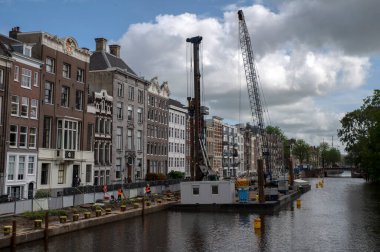 Amsterdam 'daki Nieuwe Herengracht Restorasyonu 27-5-2024