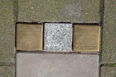Stolperstein Anıt Taşı, Jacques Willem Bromet ve Betje Hillesum-De Leeuw Amsterdam 10-4-2024