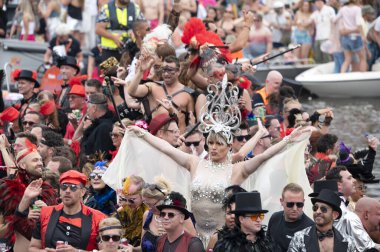 Cafe Montmartre Kanal Geçidi Amsterdam Hollanda 3-8-2024