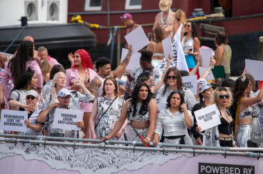 Trans Pride, Rabobank Gaypride Canal Boat Parade Amsterdam 'da 3-8-2024