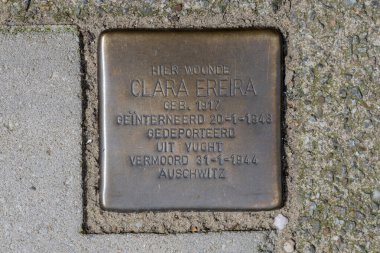 Amsterdam 'daki Clara Ereira' dan Stolperstein Anıt Taşı 28-5-2024