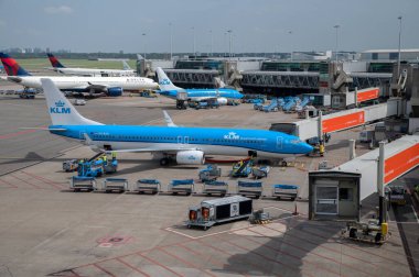 Schiphol 'da bir Jetbridge KLM uçağına 29-8-2024