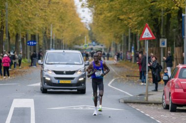 Weynay Ghebresilasie ve Stephen Kipkech Amsterdam TCS Maratonunda 20-10-2024