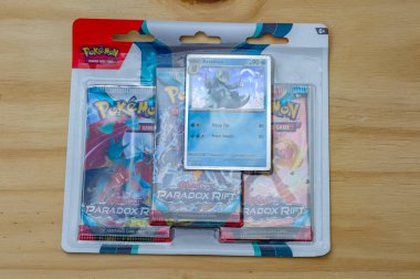 Amsterdam 'daki Paradoks Rift Pokemon Ticaret Kartları Hollanda 11-10-2024