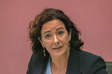 Amsterdam 'da Femke Halsema' yı Kapat Hollanda 10-5-2024