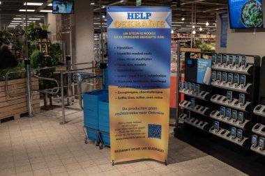 Yardım için Amsterdam 'da 4 Ukrayna Toplama Hollanda 25-1-2025