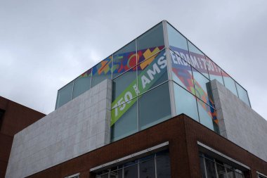 Amsterdam 'da Billboard Amsterdam 750 Yıl Kutlaması Hollanda 25-2-2025Billboard Amsterdam 750 Yıl Kutlaması Hollanda' da 25-2-2025hang, ikon, izole, işaret, turizm, plaka, reklam, yıllar, Hollanda, turist, tecrit, 750 sokak