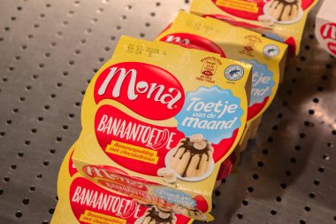 Paket Mona Banaantoetje Pudingi Amsterdam 'da Hollanda 4-3-2025