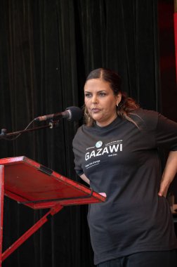 Saida Derrazi Amsterdam 'daki Feminist Mart' ta Hollanda 8-3-2025