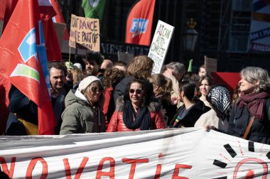 Amsterdam 'da Eğitim Gösterisi Hollanda 17-3-2025