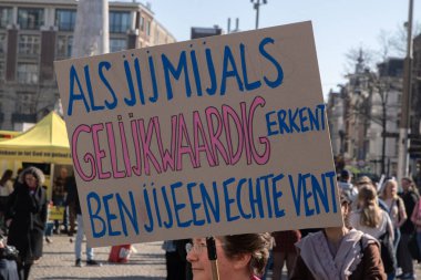 Amsterdam 'da Herkese Eşit Haklar Bildirgesi 8-3-2025