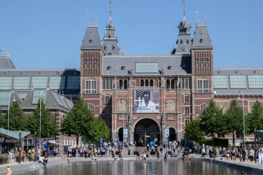 Amsterdam 'daki Rijksmuseum Müzesi ile birlikte Hollanda 1-5-2025 Müzesi' nde.