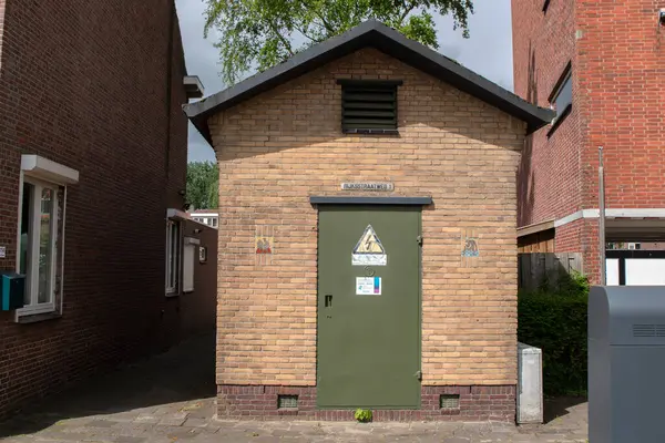 Rijksstraatweg 1 Elektrik Evi Duivendrecht Hollanda 4-5-2025