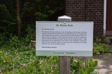 Tarihsel Billboard De Kleine Kerk Duivendrecht 'te Hollanda 4-5-2025