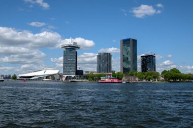 Amsterdam 'daki IJ' de Görünüm 5-5-2025