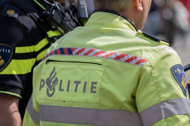 Amsterdam 'da Polis Memurlarının Arkası 3-5-2025