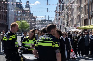 Polis Amsterdam 'da Bir Kişiyi Tutukladı Hollanda 5-5-2025