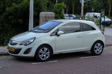 Amsterdam 'da Opel Corsa Otomobili 22-5-2025