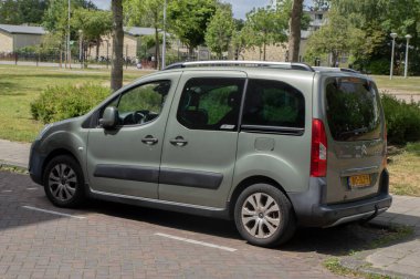 Citroen Belingo Arabası Amsterdam 'da Hollanda 26-5-2025