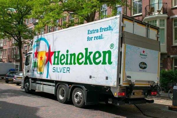 Heineken Şirketi Kamyonu Amsterdam 'da Hollanda 1-6-2025