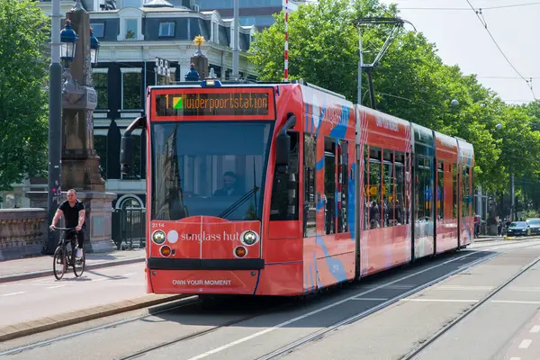Amsterdam 'da Güneş Gözlüğü Temalı Tramvay 1 Hollanda 11-6-2025