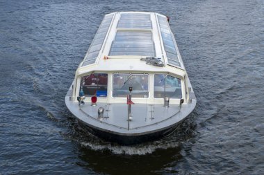 Ön Manzara Kanal Teknesi Amsterdam 'da Hollanda 6-6-2025