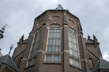 Amsterdam 'daki Roma Katolik Kilisesi Nicolaas' ın Arkası Hollanda 5-6-2025