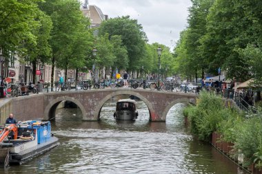Amsterdam 'daki Armnbrug Köprüsü' nden Hollanda 5-6-2025